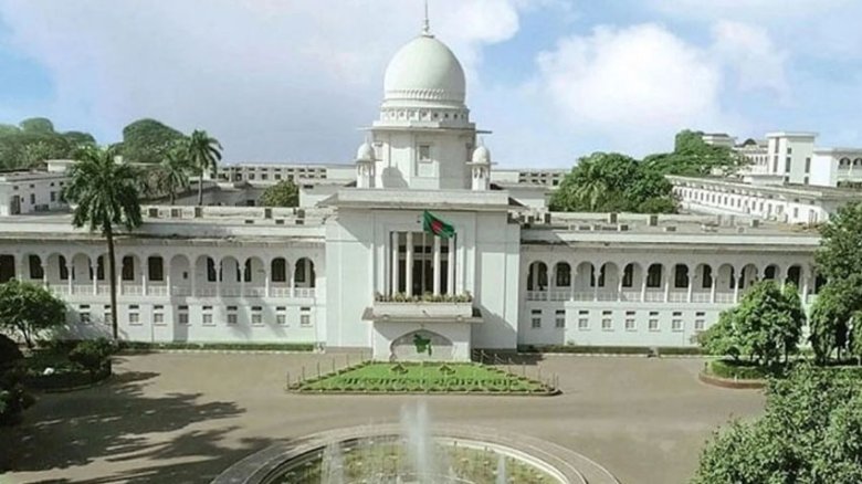 প্রধান বিচারপতির সঙ্গে আইনজীবীর বাদানুবাদ, পুরো বেঞ্চের এজলাস ত্যাগ