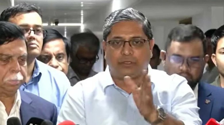 স্থানীয় সরকার নির্বাচনে আওয়ামী লীগের কেউ প্রার্থী হলে সমস্যা নেই: মীর শাহে আলম