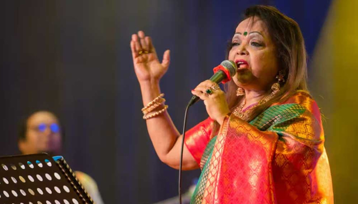 নতুন গানে কণ্ঠ দিলেন সাবিনা ইয়াসমিন
